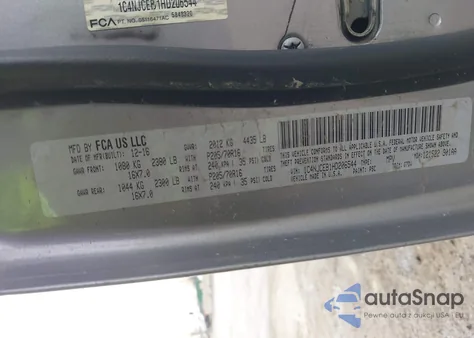 2017 Jeep Compass Latitude Fwd z USA, uszkodzony, nr VIN 1C4NJCEB1HD206544